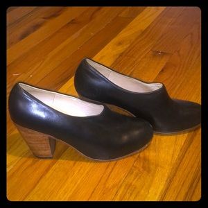 Nisolo Austin size 7 black noir pumps